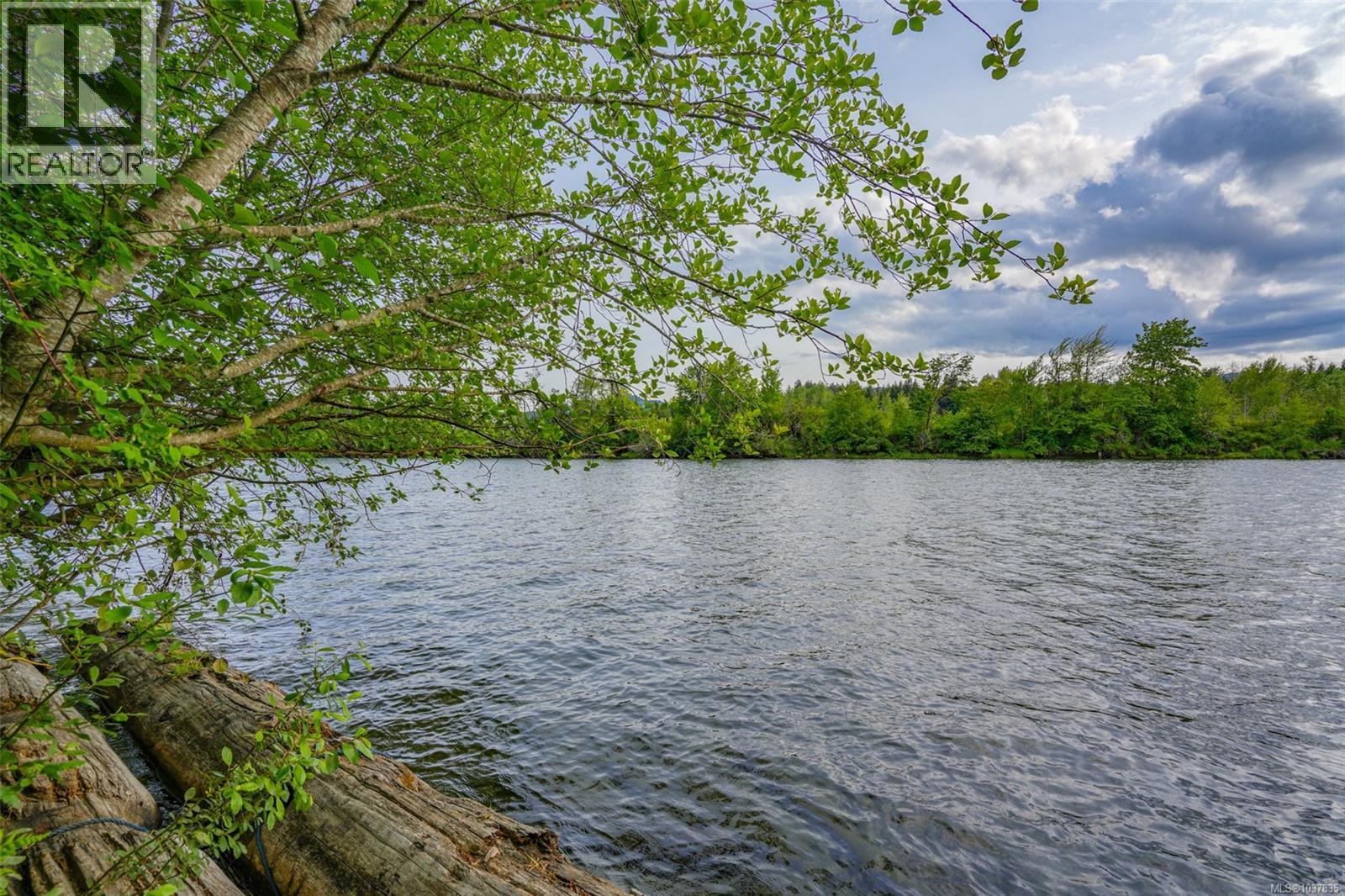 5847 River Rd, Port Alberni