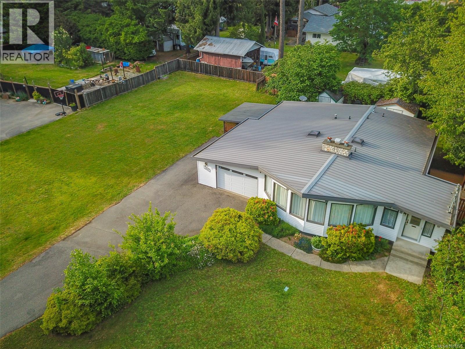 5847 River Rd, Port Alberni