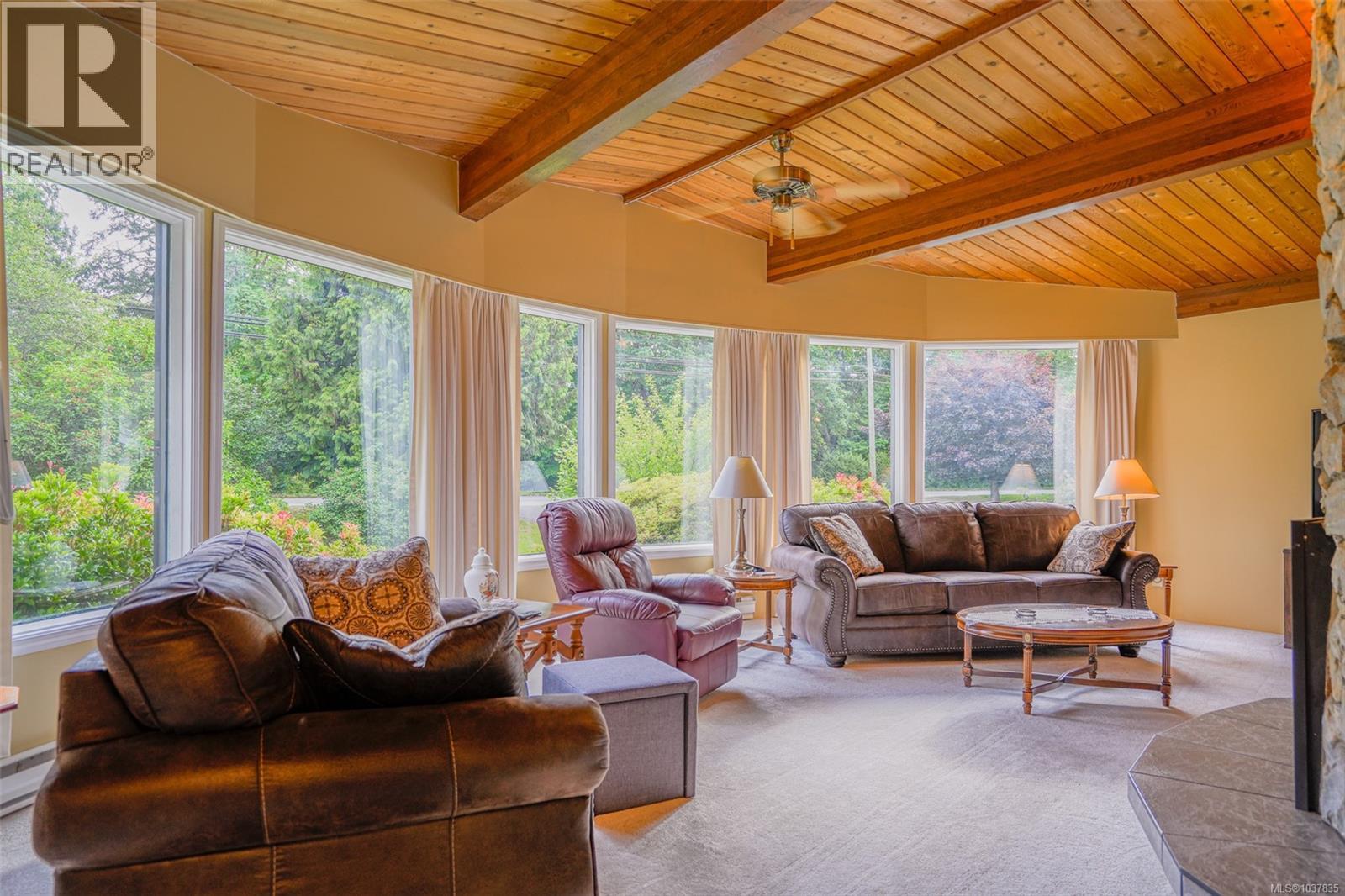 5847 River Rd, Port Alberni