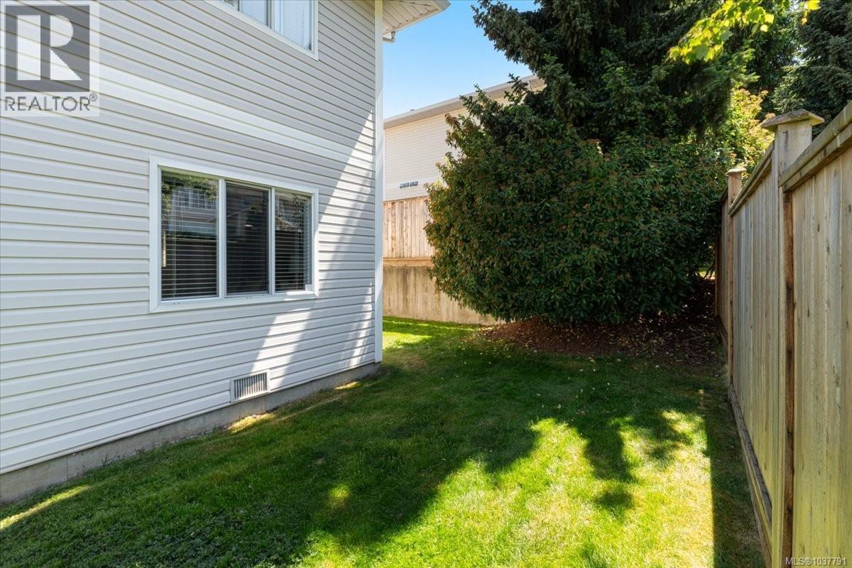 6019 Cedar Grove Dr - 10