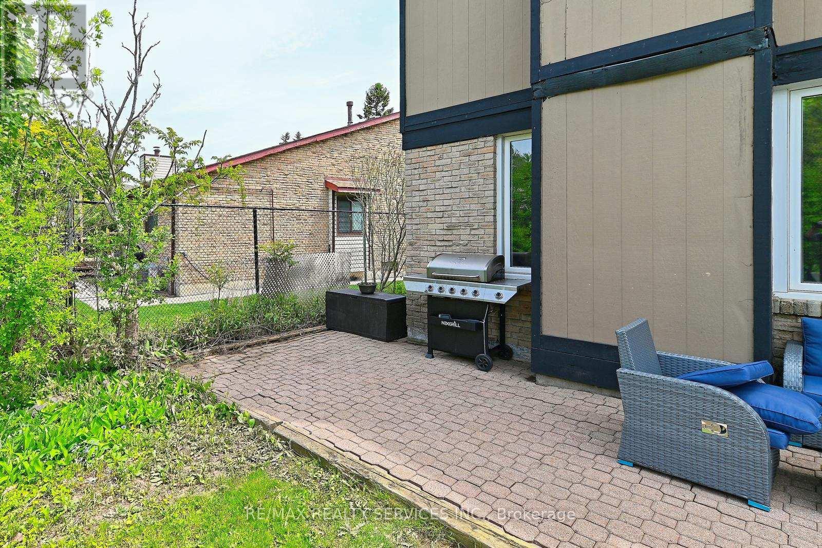 2545 FOLKWAY DRIVE - 44