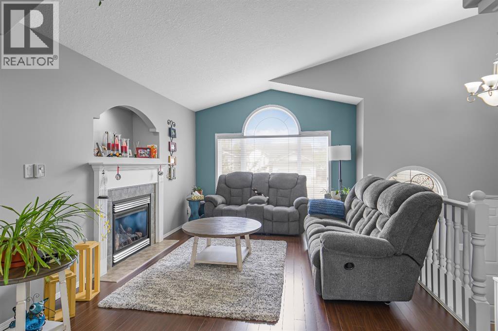 9705 67 Avenue - 4