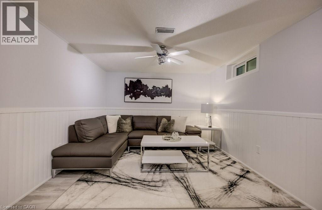 255 HIGHBROOK Crescent - 26