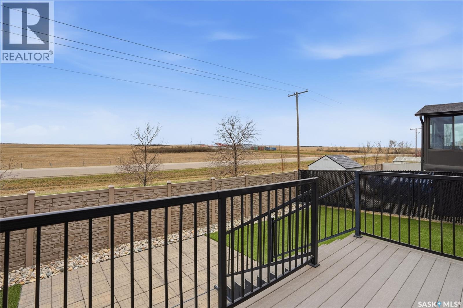 1532 Maple Hill CRESCENT N - 46