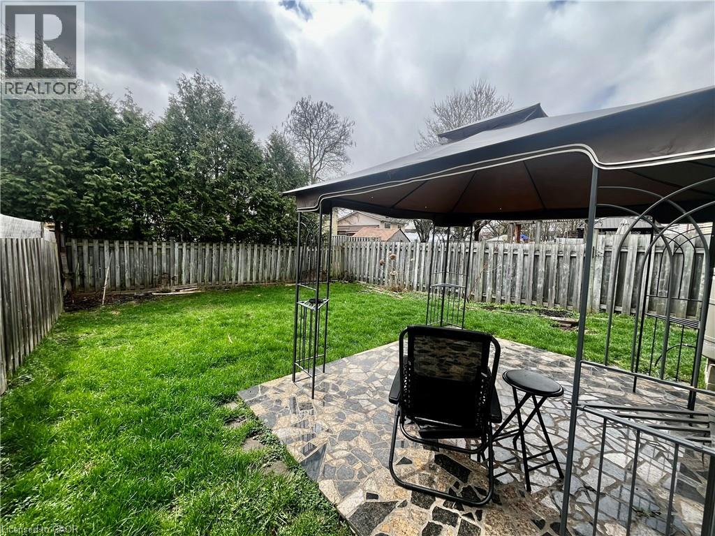 58 ENFIELD Crescent - 21