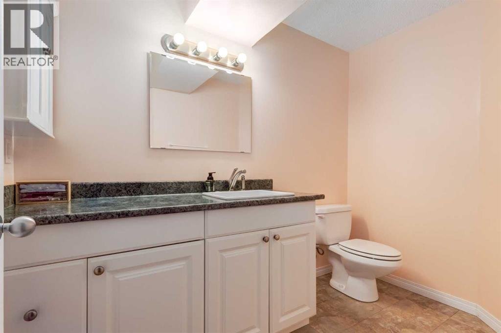 324 Evermeadow Road SW - 26