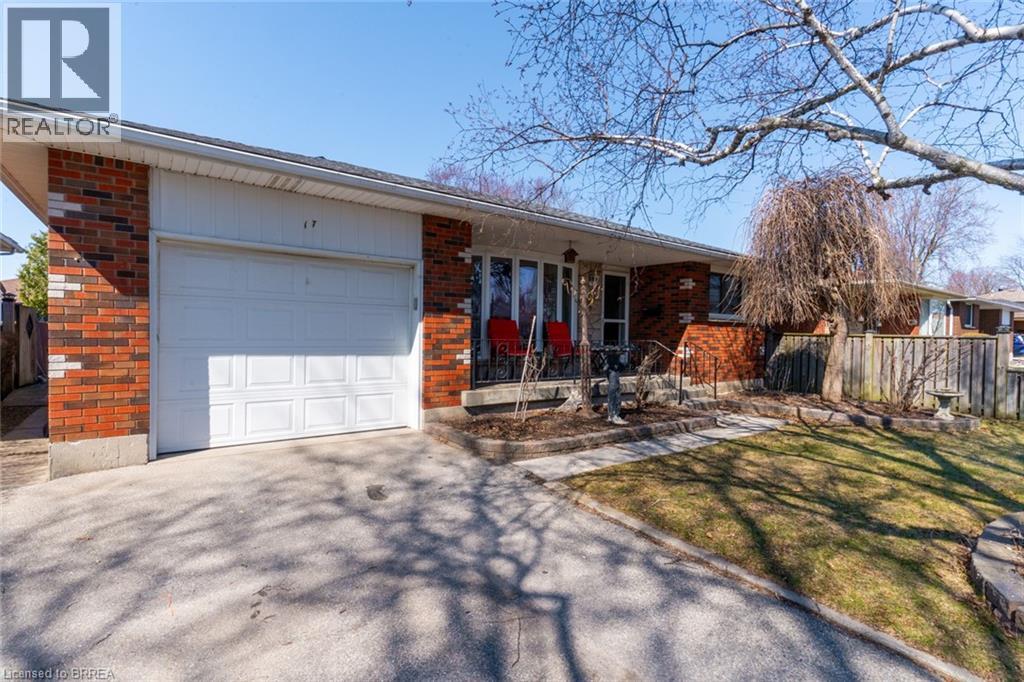 17 PALM Crescent - Image 3