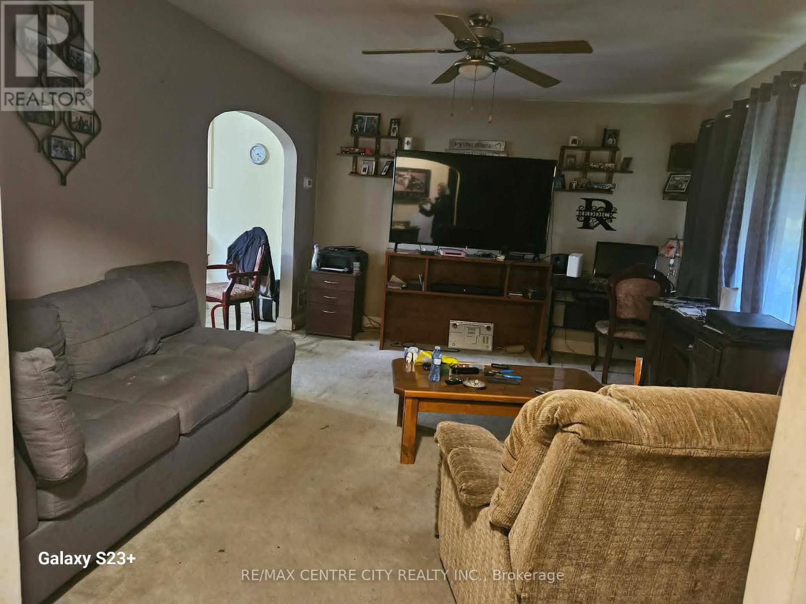 486 HALE STREET - 17