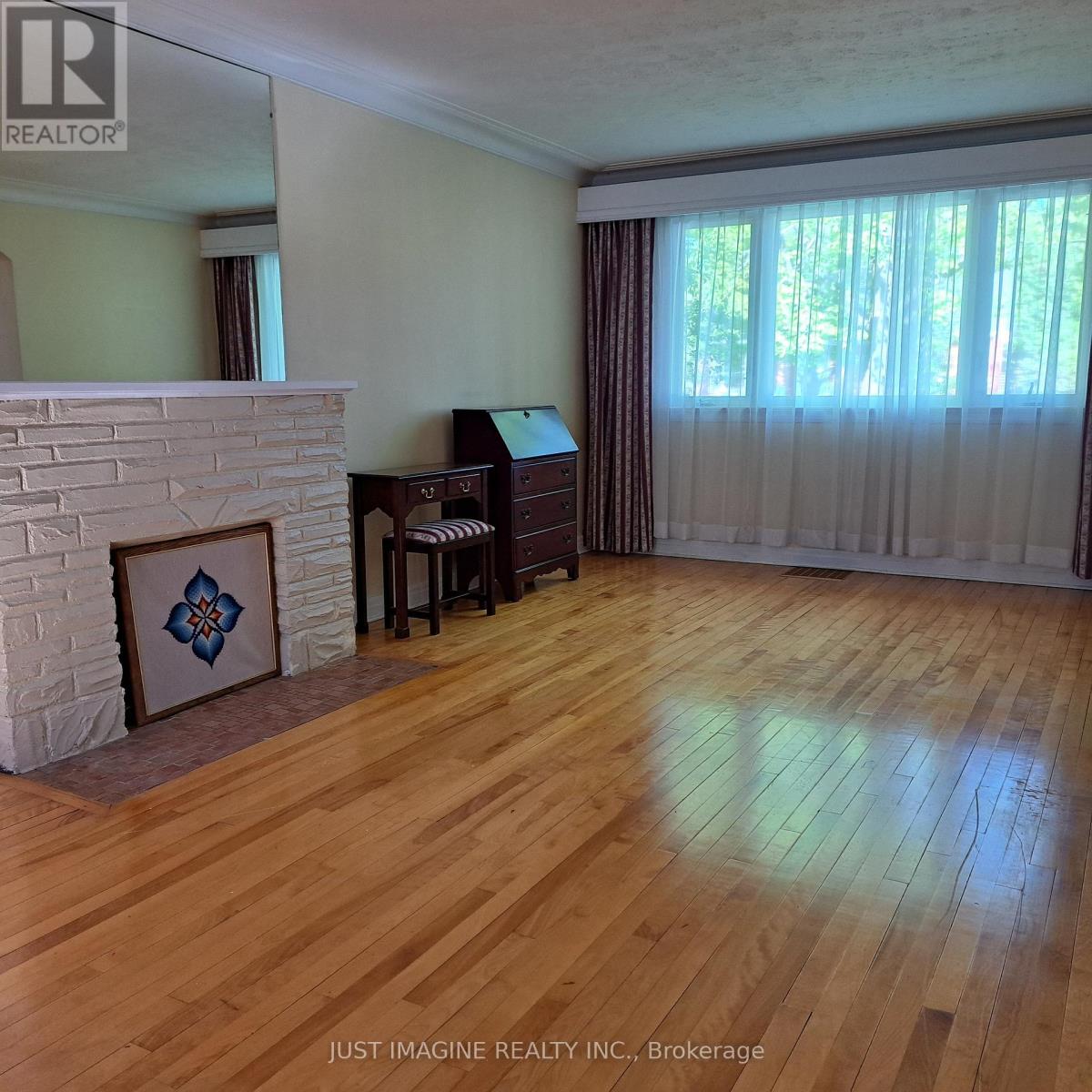 212 LENNOX PARK AVENUE - 9