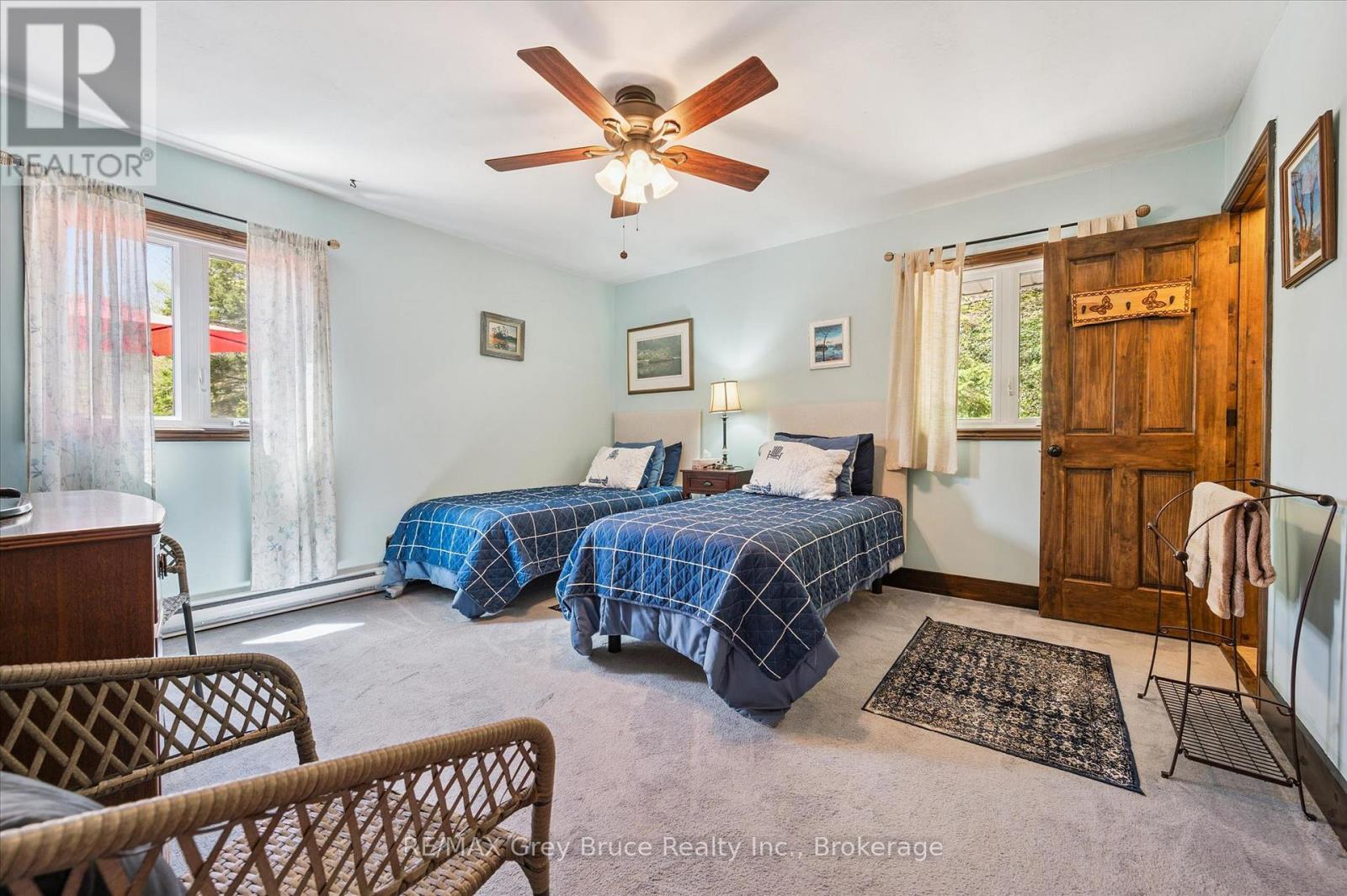 25 SHORELINE DRIVE - 22