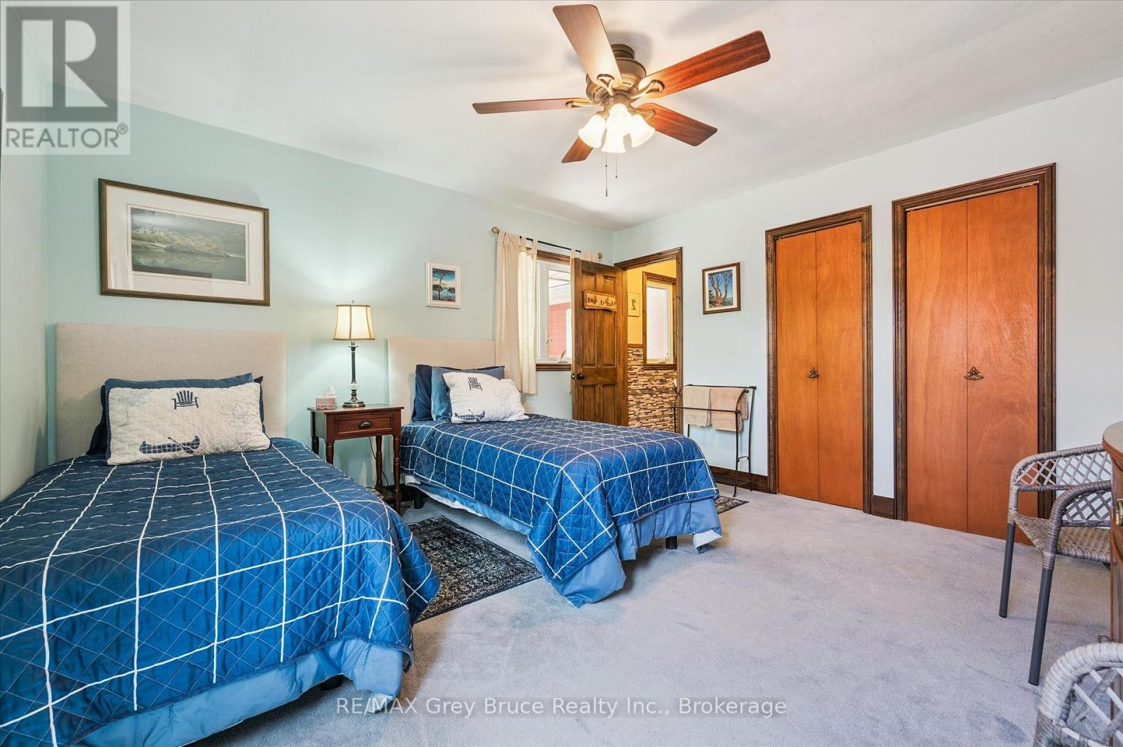 25 SHORELINE DRIVE - 24