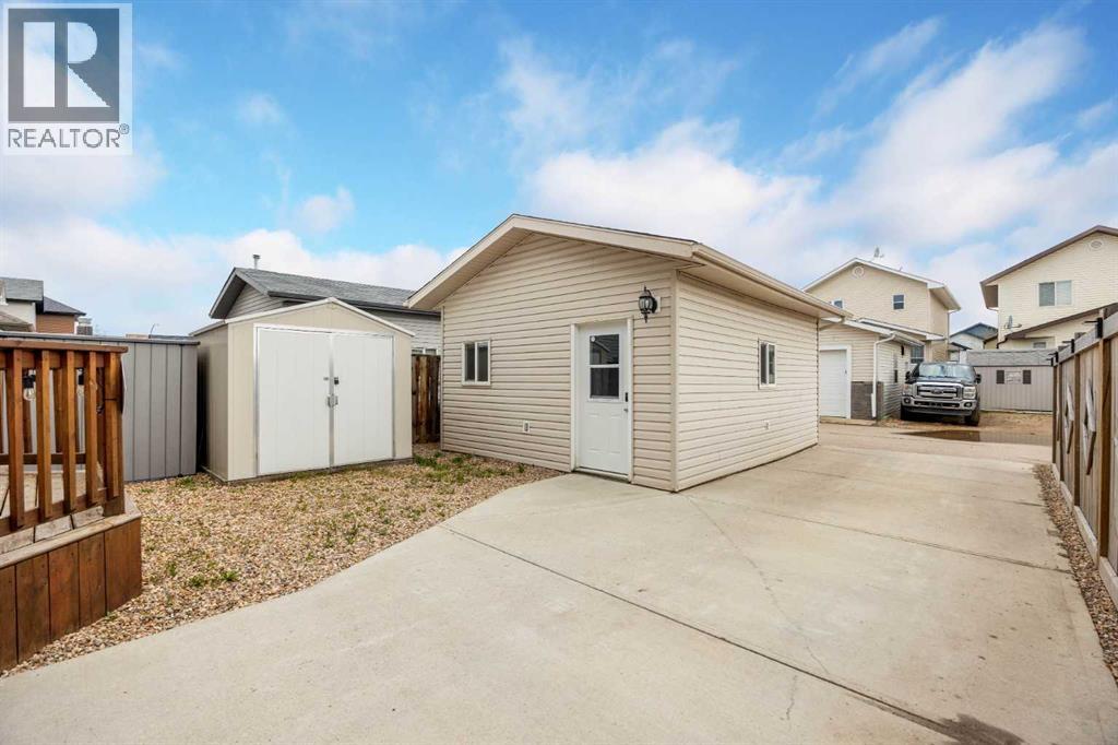 129 Huckleberry Street, Fort McMurray
