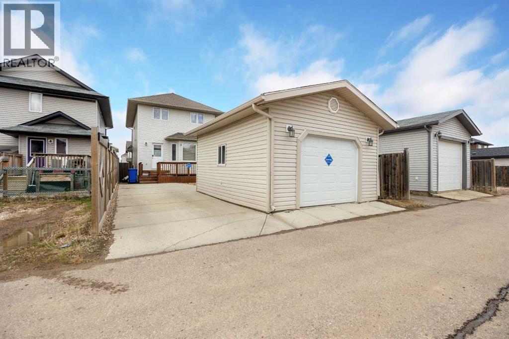 129 Huckleberry Street, Fort McMurray