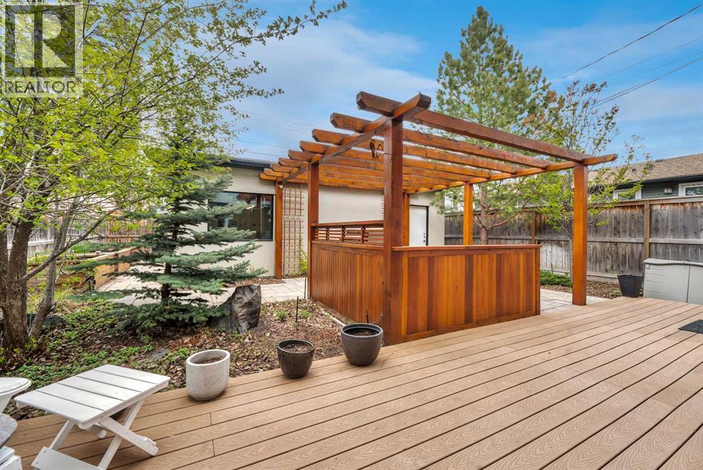2008 38 Avenue SW - 6