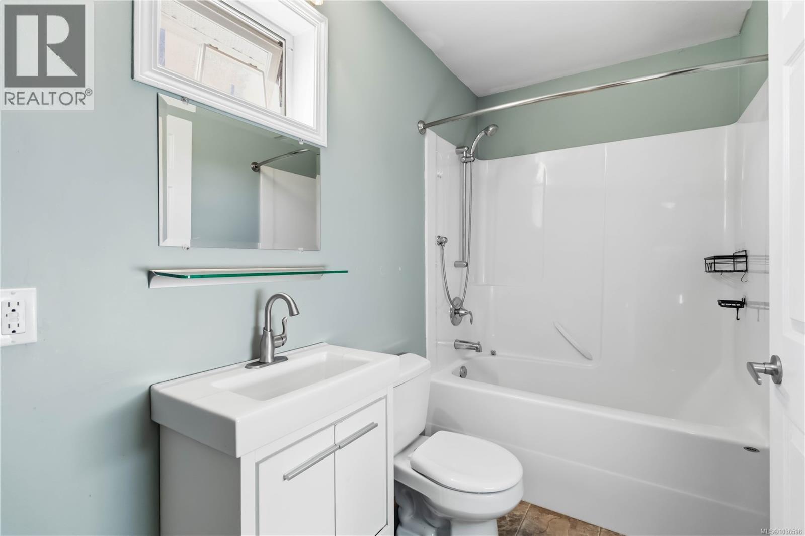 2290 Amelia Ave - 36