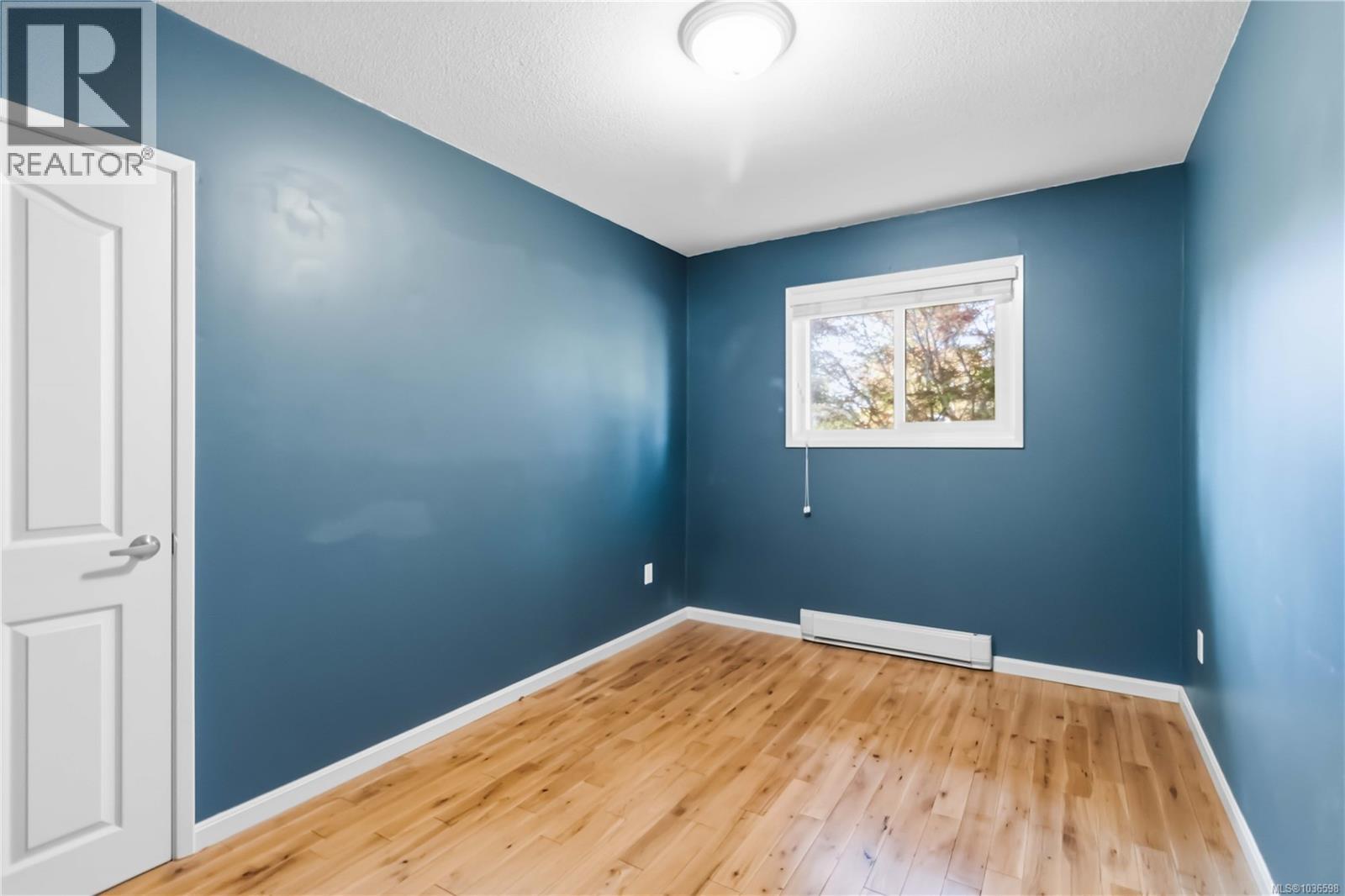 2290 Amelia Ave - 21