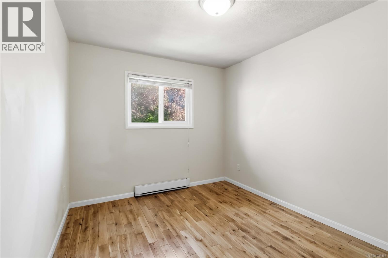 2290 Amelia Ave - 28