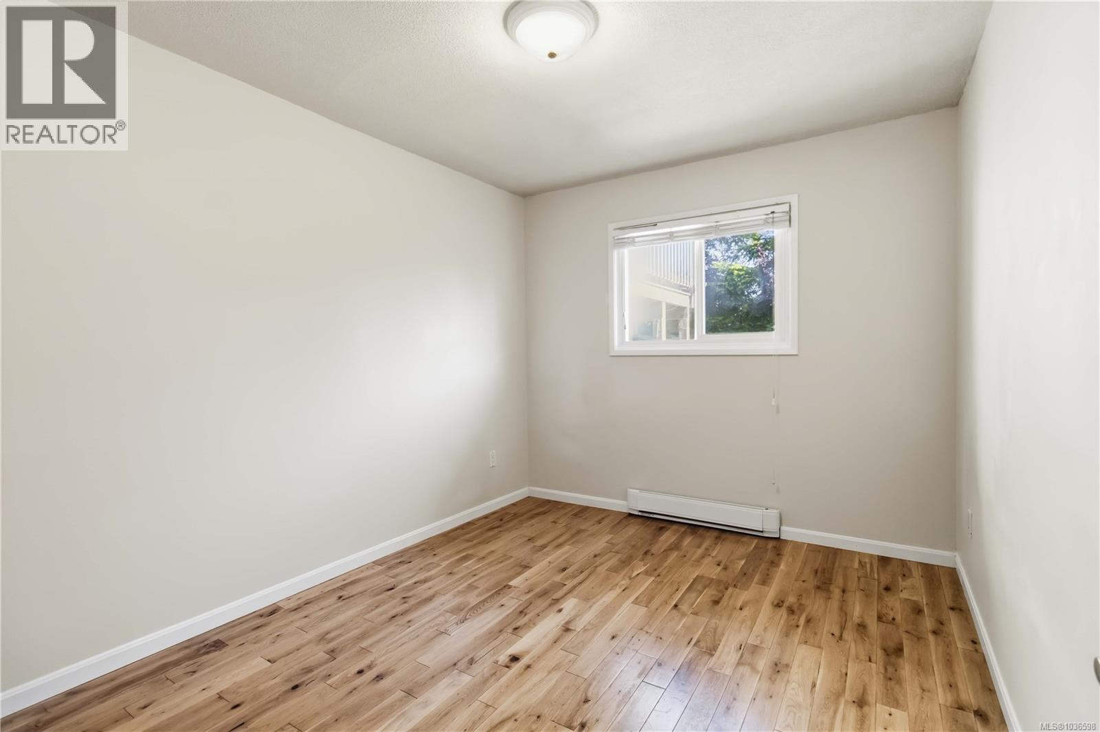 2290 Amelia Ave - 27