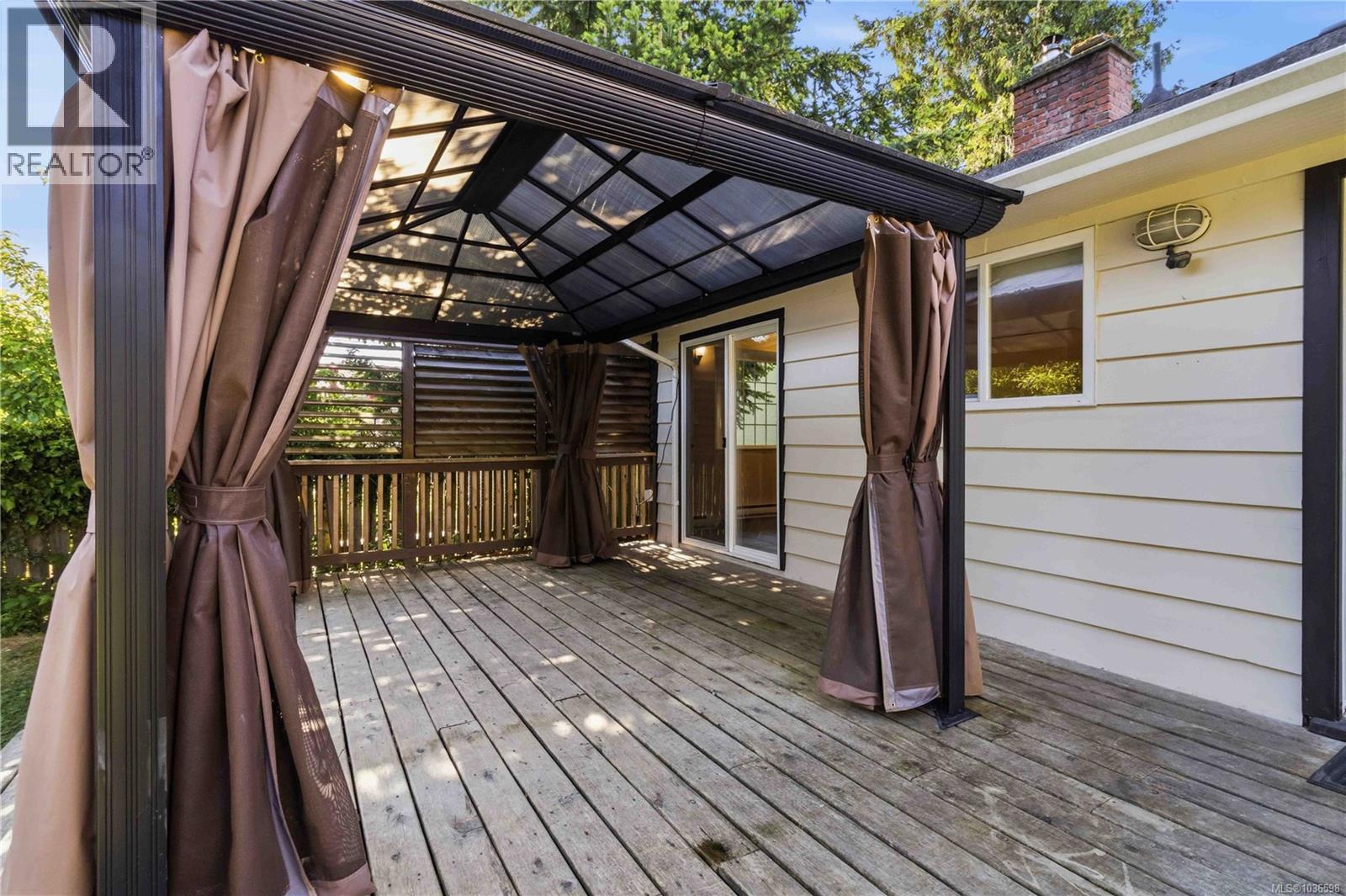 2290 Amelia Ave - 47