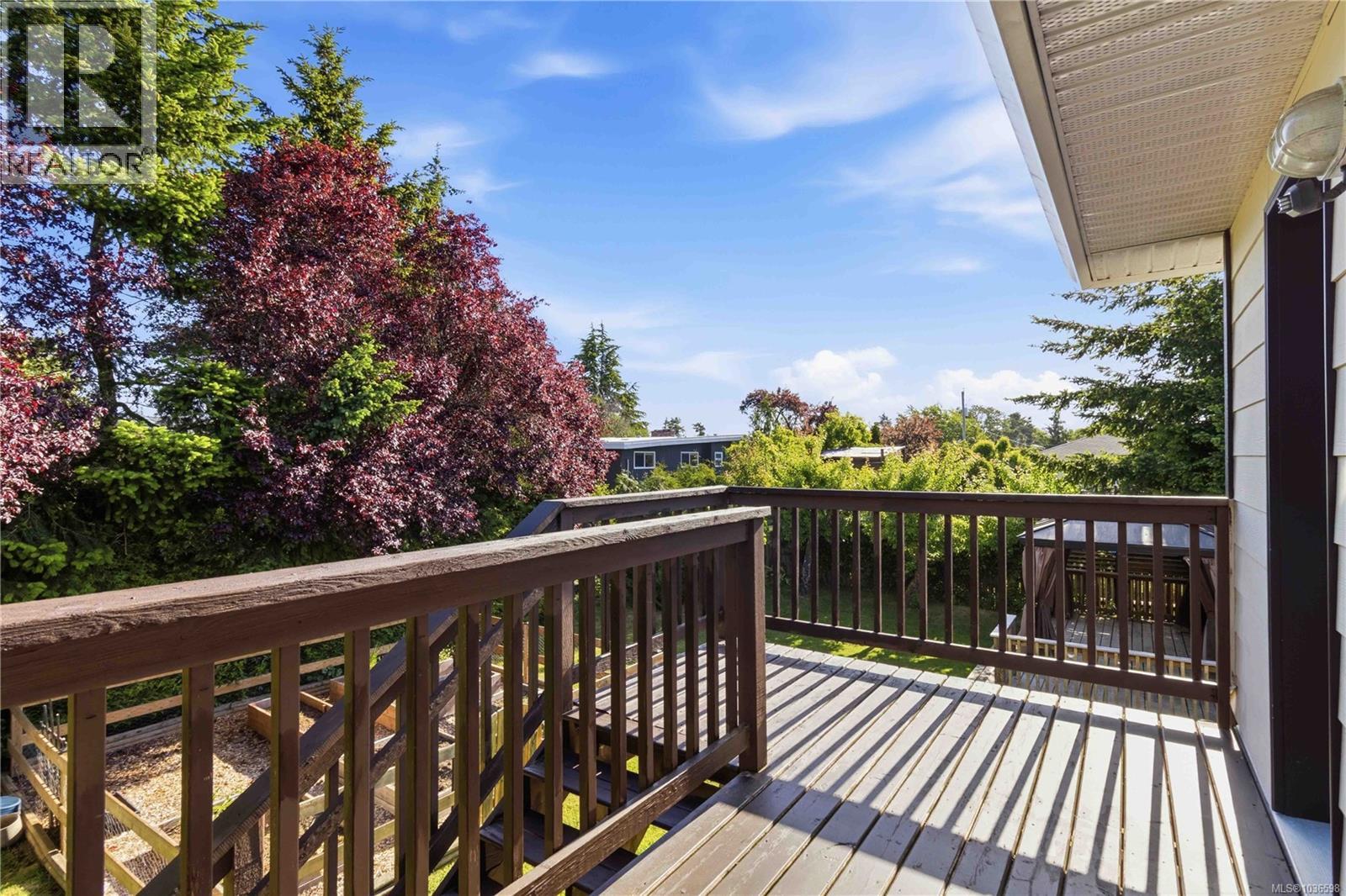 2290 Amelia Ave - 45