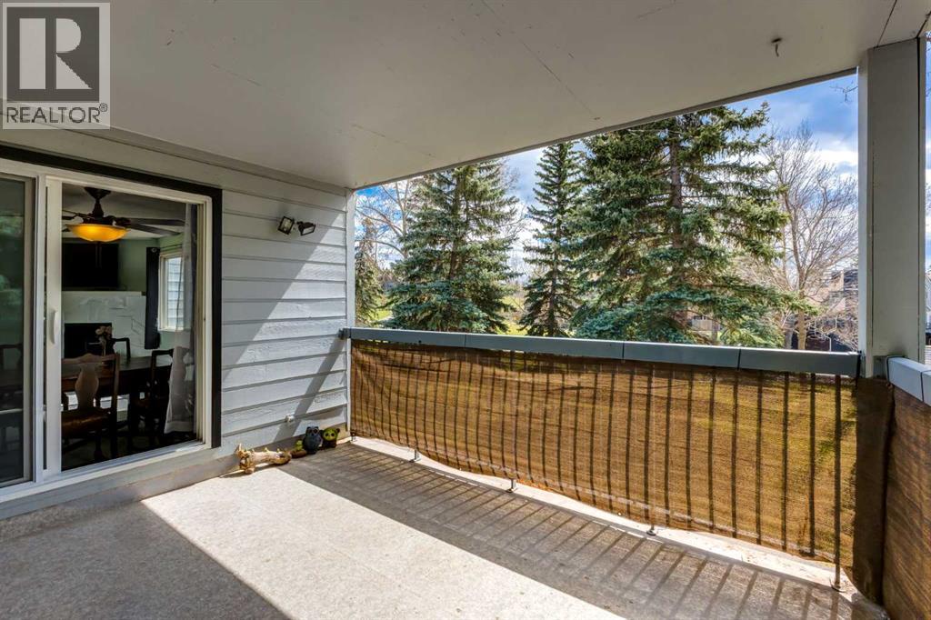 #2240 70 Glamis Drive SW - 10