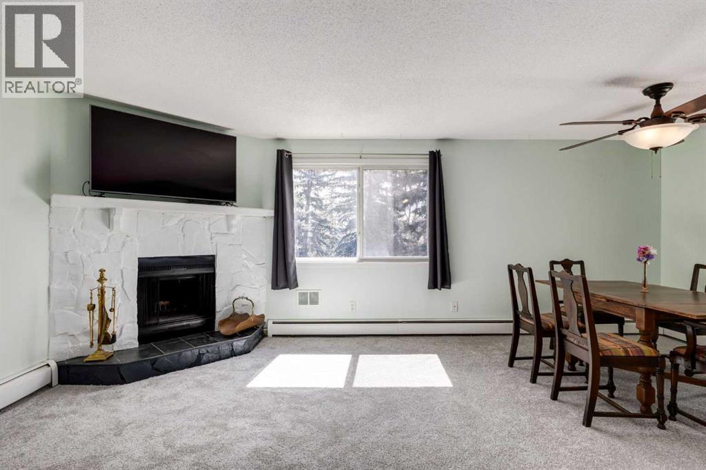 #2240 70 Glamis Drive SW - 12