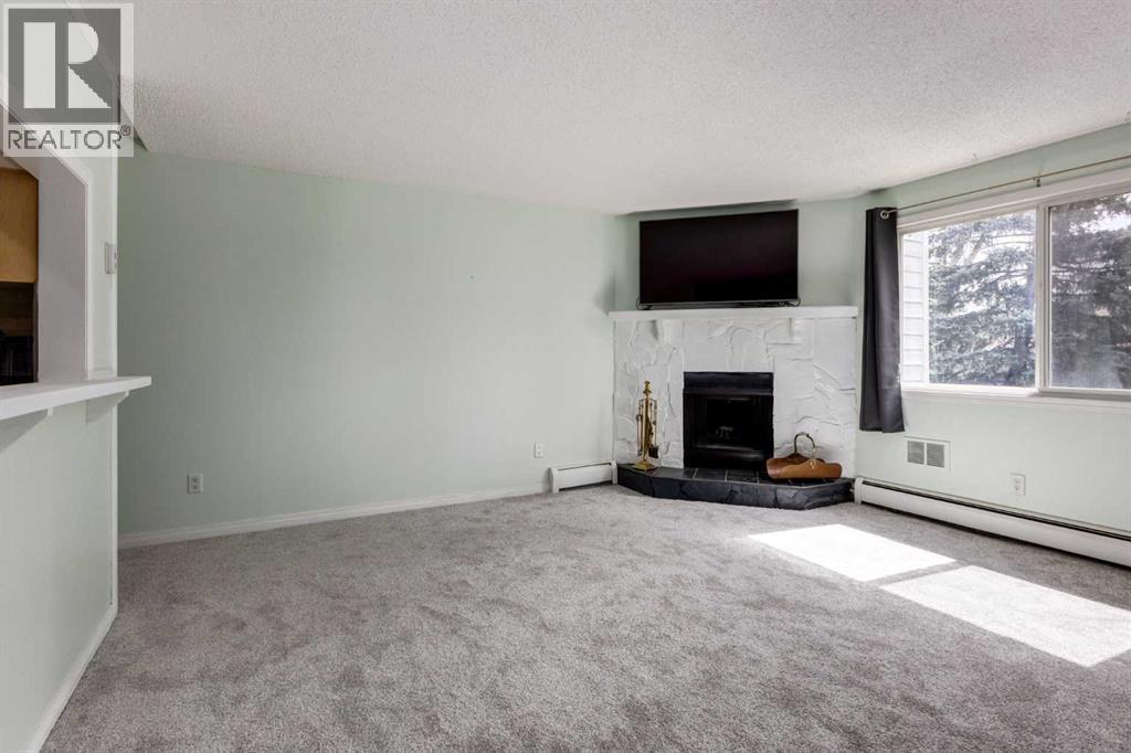 #2240 70 Glamis Drive SW - 14