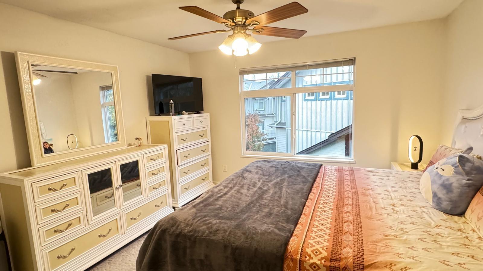 3 Bed, 2 Bath House for Sale in Surrey – 15 16588 FRASER HIGHWAY, Surrey – MLS# R3111843 - Image 40
