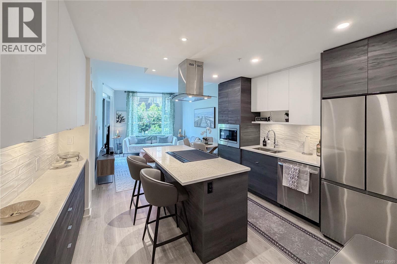 #405 1628 Store St - 6