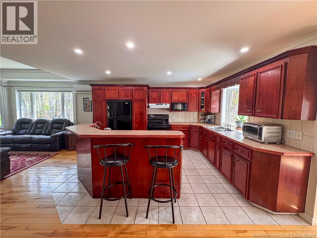 28 Mountain View Crescent - 10