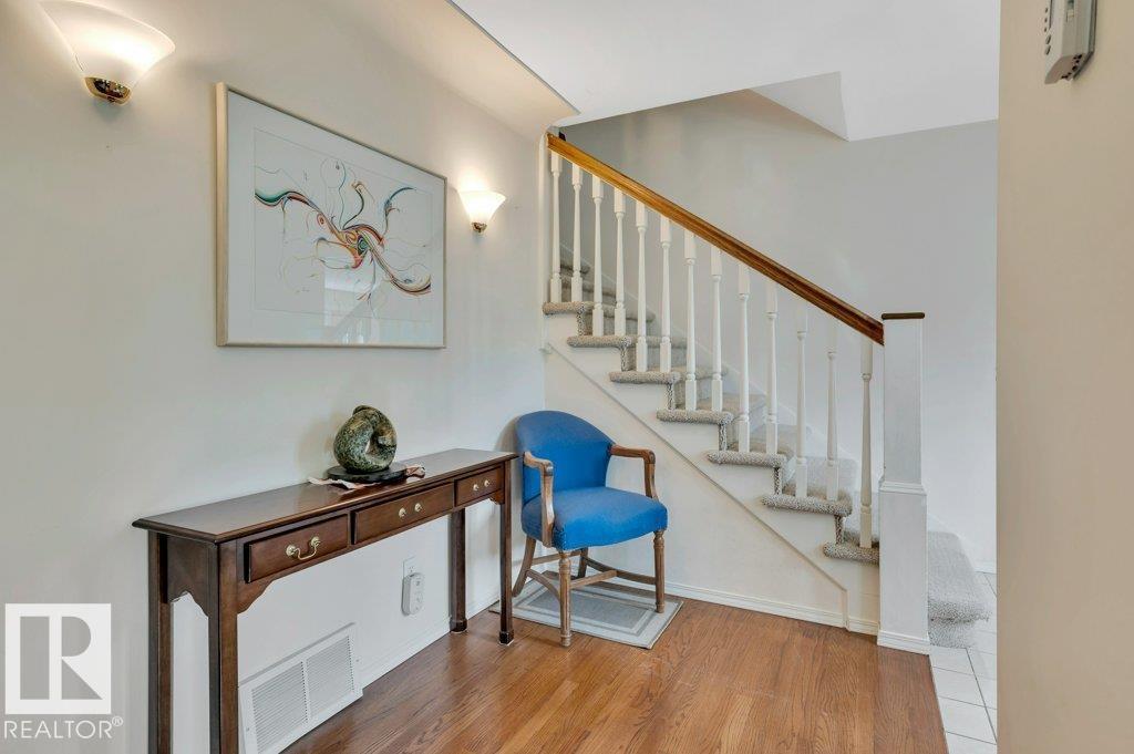 8944 117 ST NW - 29
