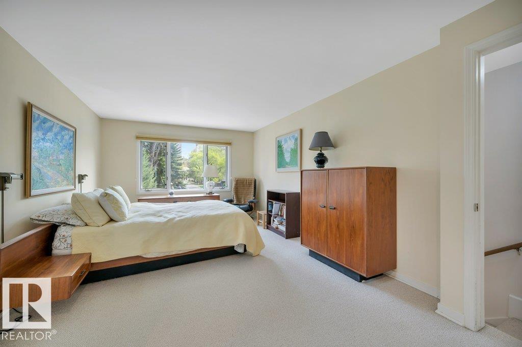 8944 117 ST NW - 31