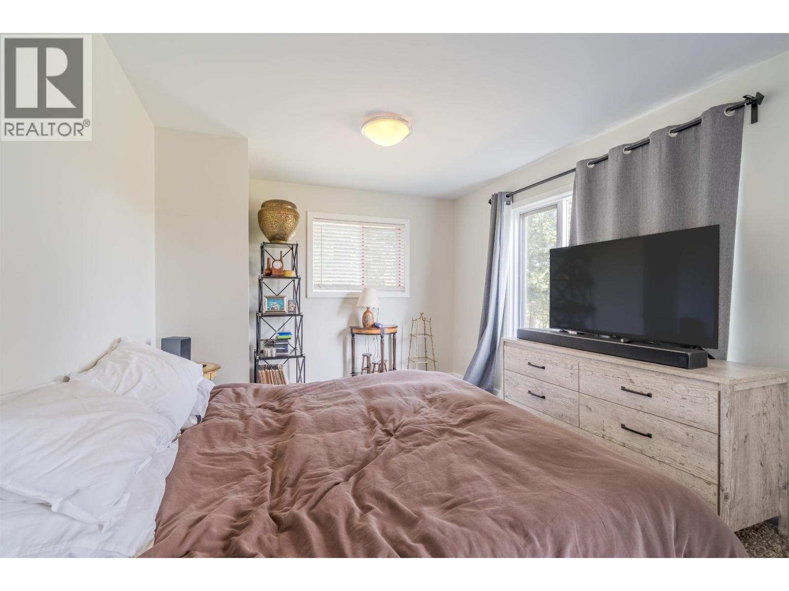 6017 TOOMEY ROAD - 24