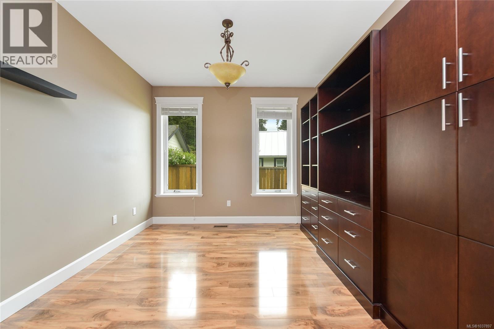 1058 SUMMER BREEZE Lane, Langford
