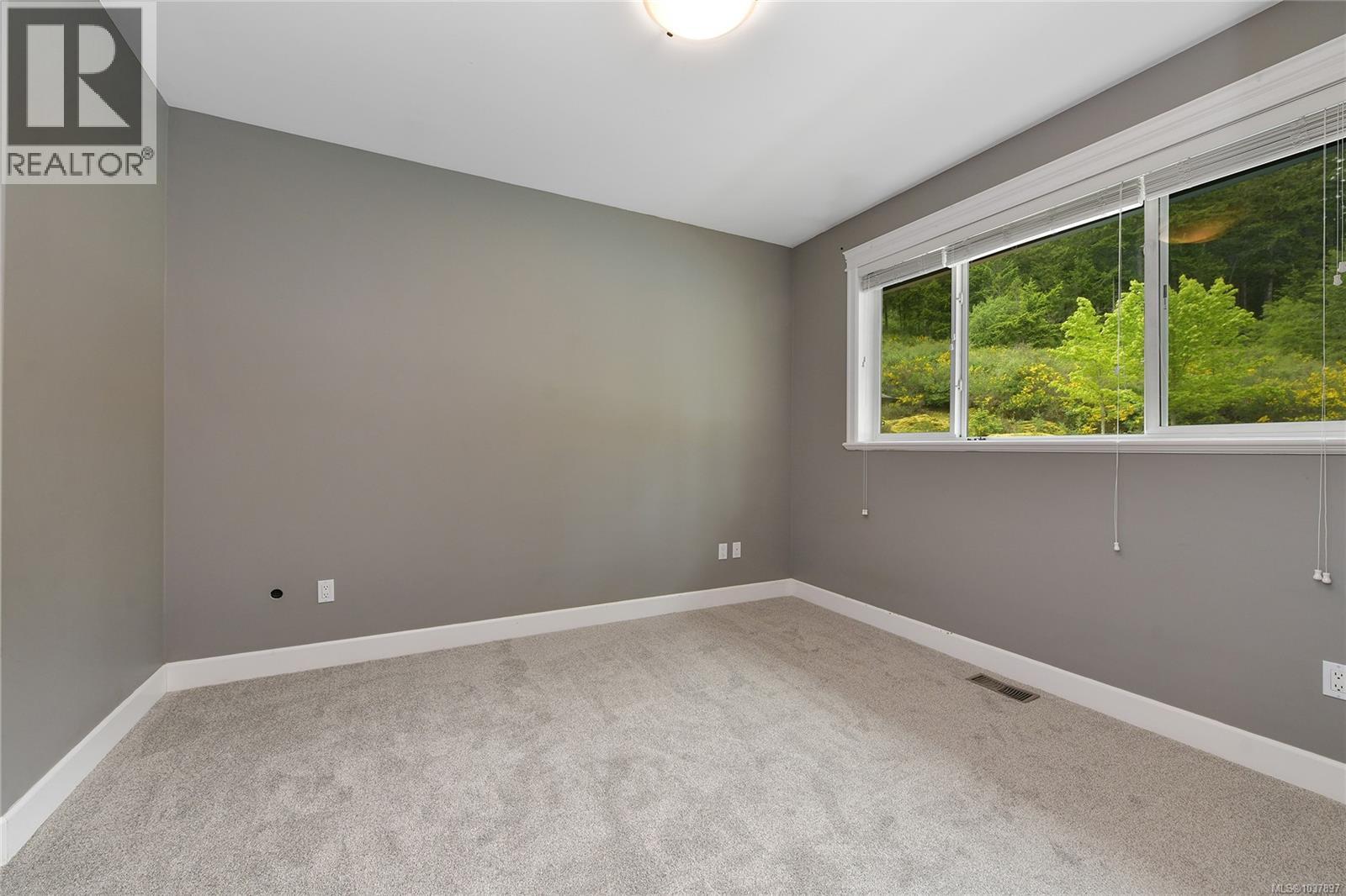 1058 SUMMER BREEZE Lane, Langford