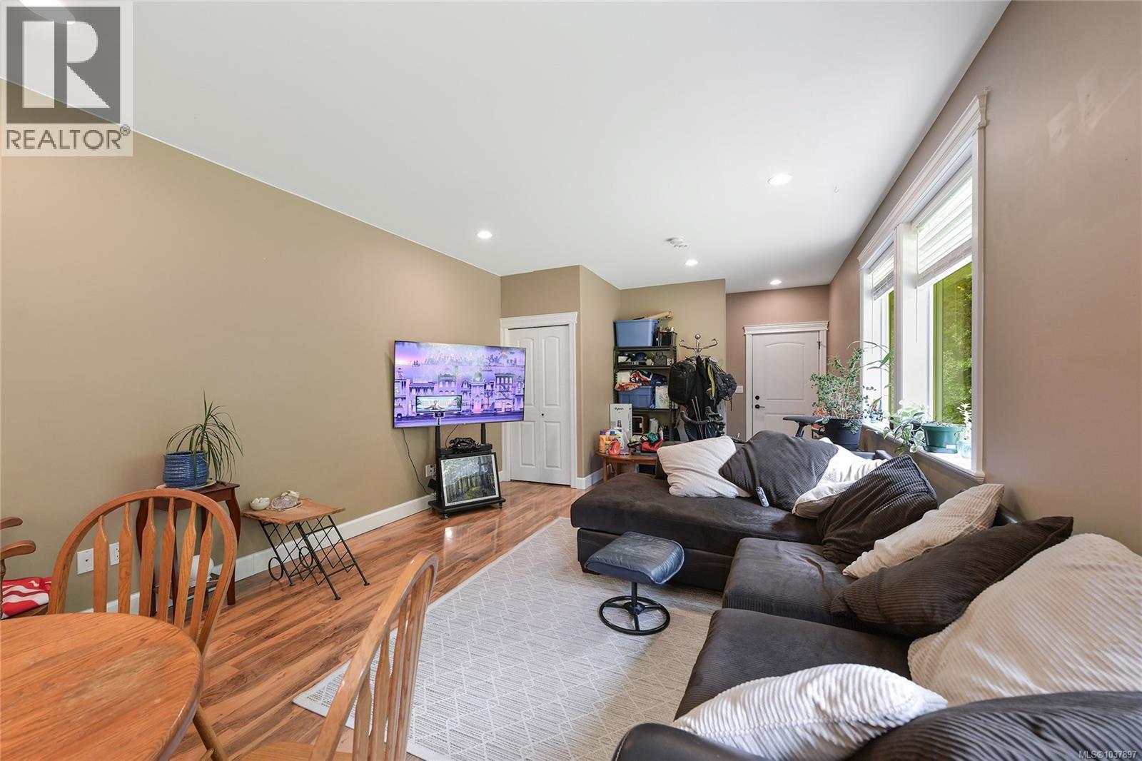 1058 SUMMER BREEZE Lane, Langford