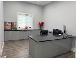 12343 93a Avenue, Surrey, BC V3V7B1 Photo 13