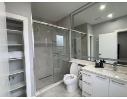 12343 93a Avenue, Surrey, BC V3V7B1 Photo 21