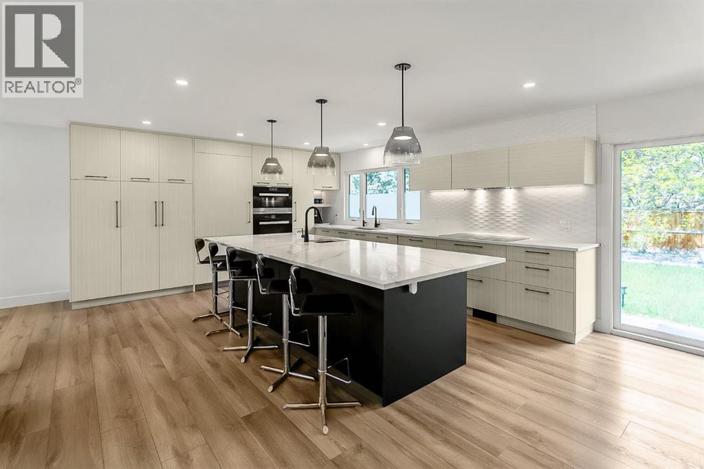 75 Woodacres Crescent SW - 12