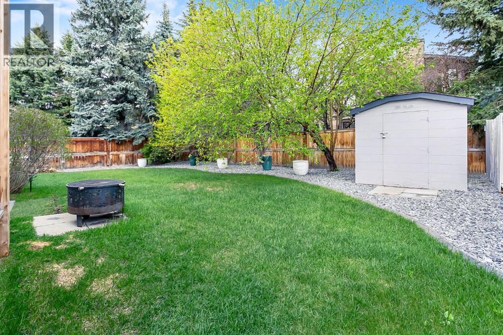 75 Woodacres Crescent SW - 45
