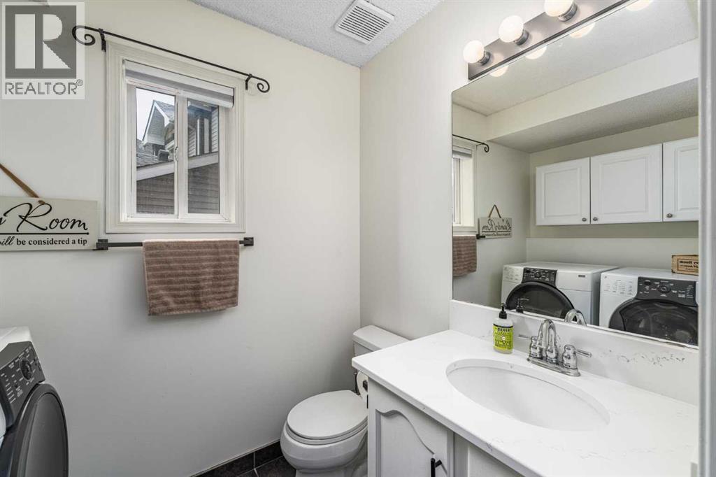 381 Hidden Valley Manor NW - 14