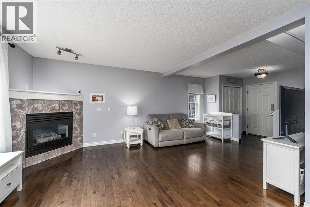381 Hidden Valley Manor NW - 7
