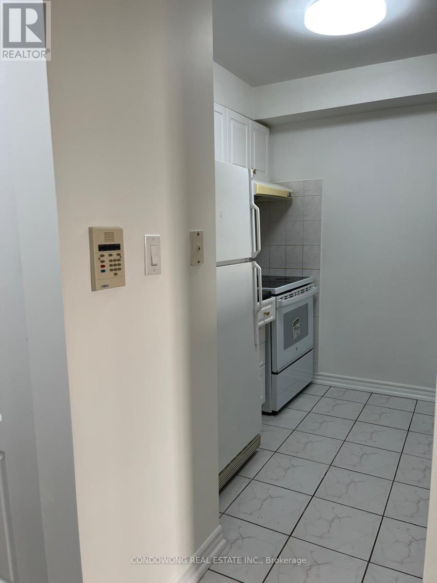 #1125 1883 MCNICOLL AVENUE - 18
