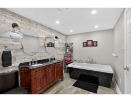 22 Ch. Pine Loop, Chelsea, QC J9B2M3 Photo 20