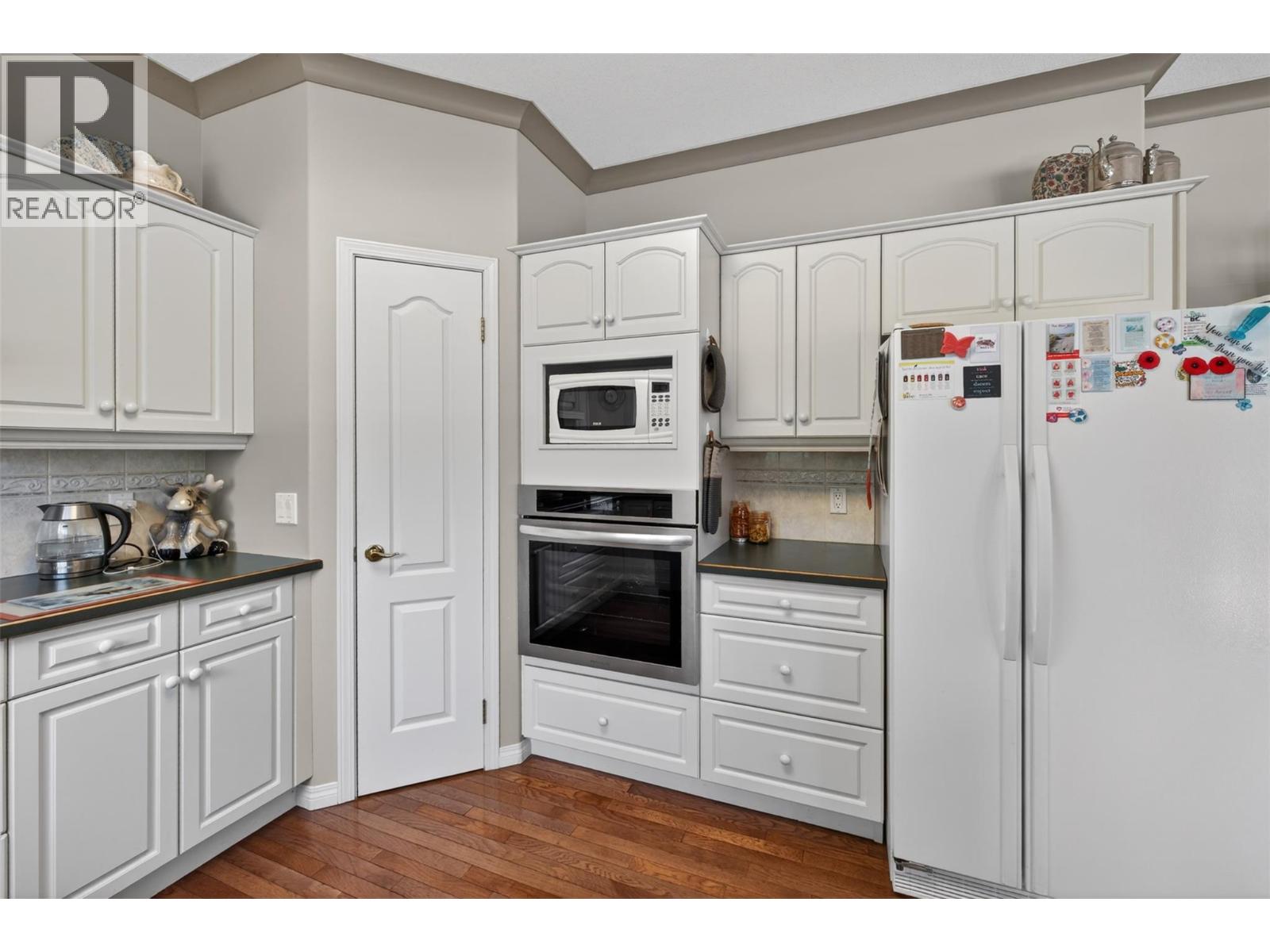 #27 640 Upper Lakeview Road - 16