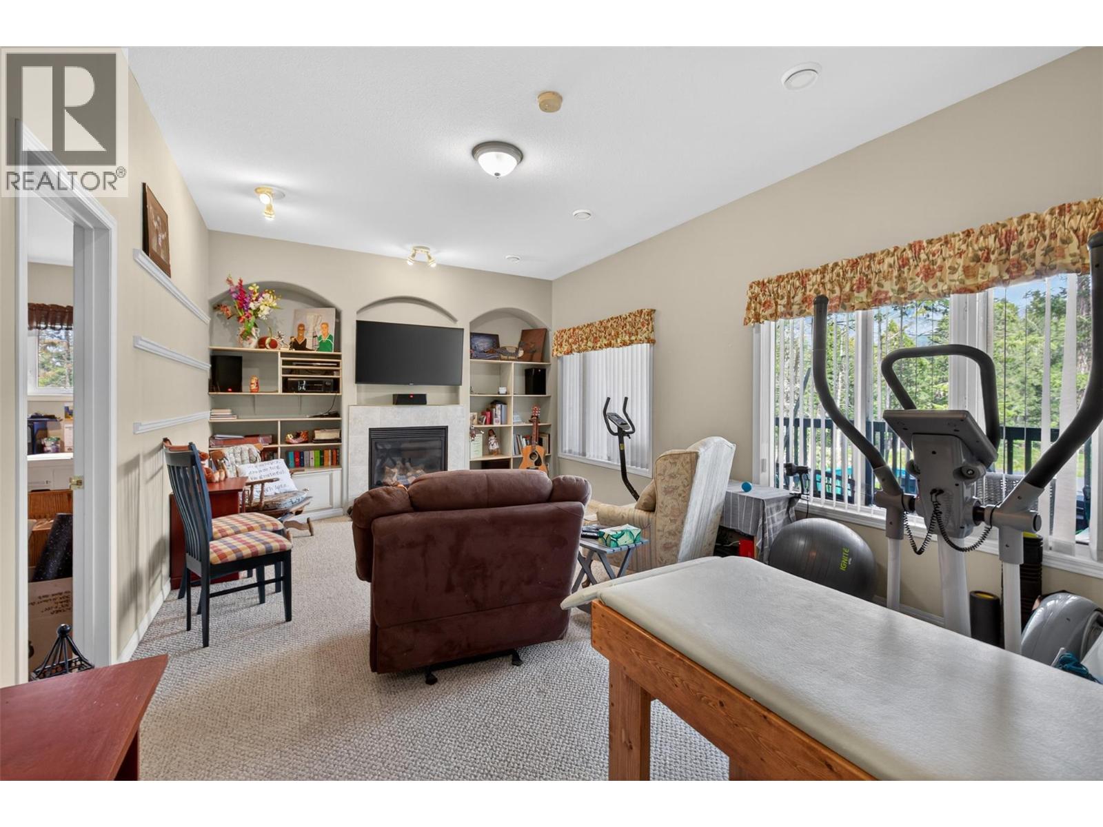 #27 640 Upper Lakeview Road - 32