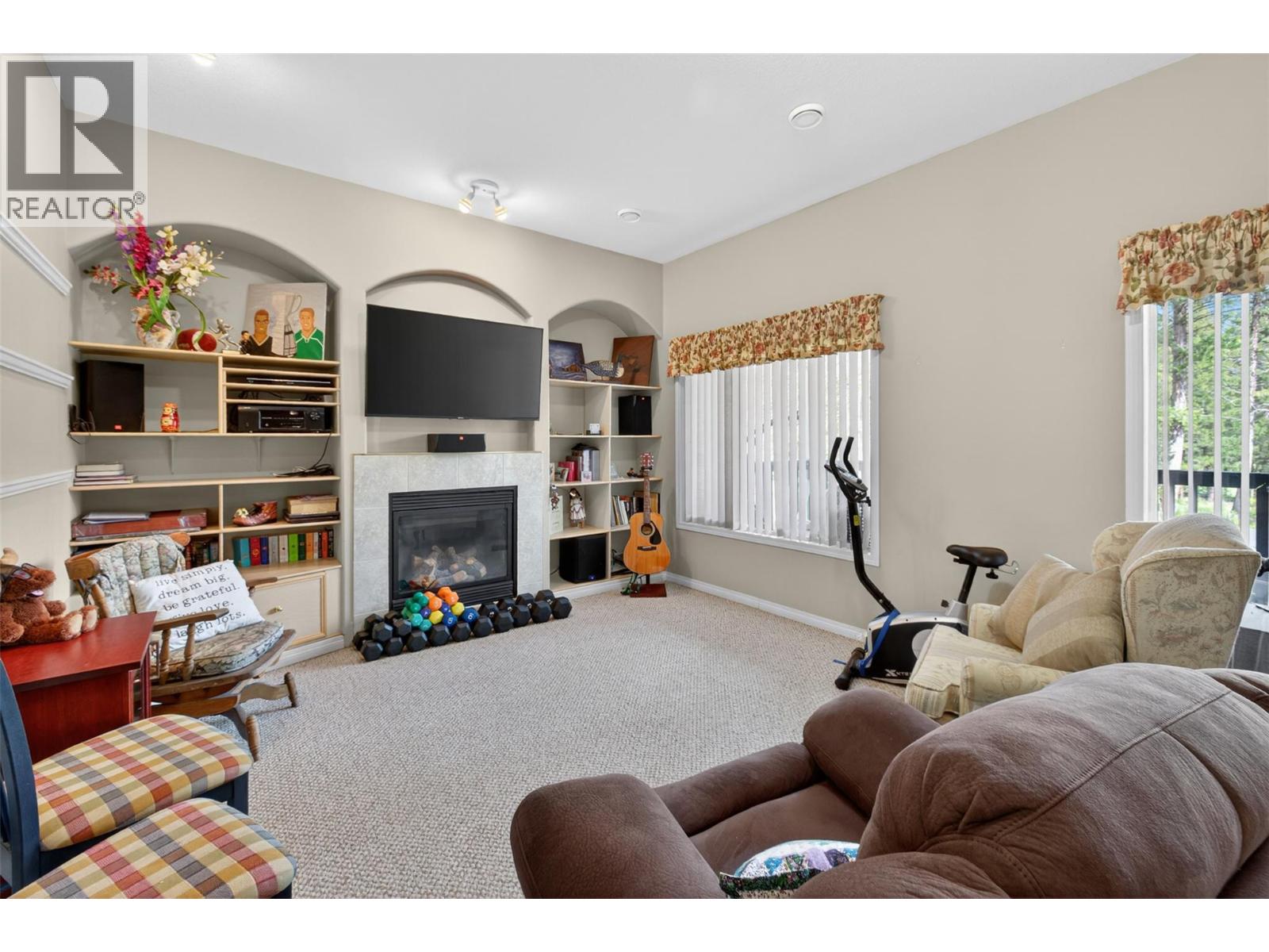 #27 640 Upper Lakeview Road - 33
