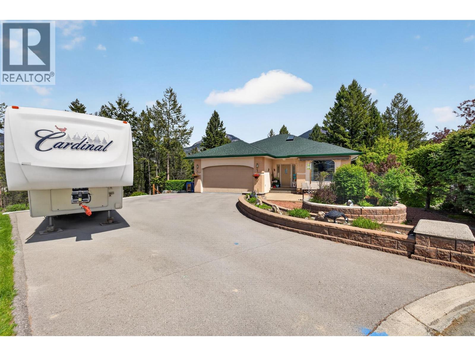 #27 640 Upper Lakeview Road - 43