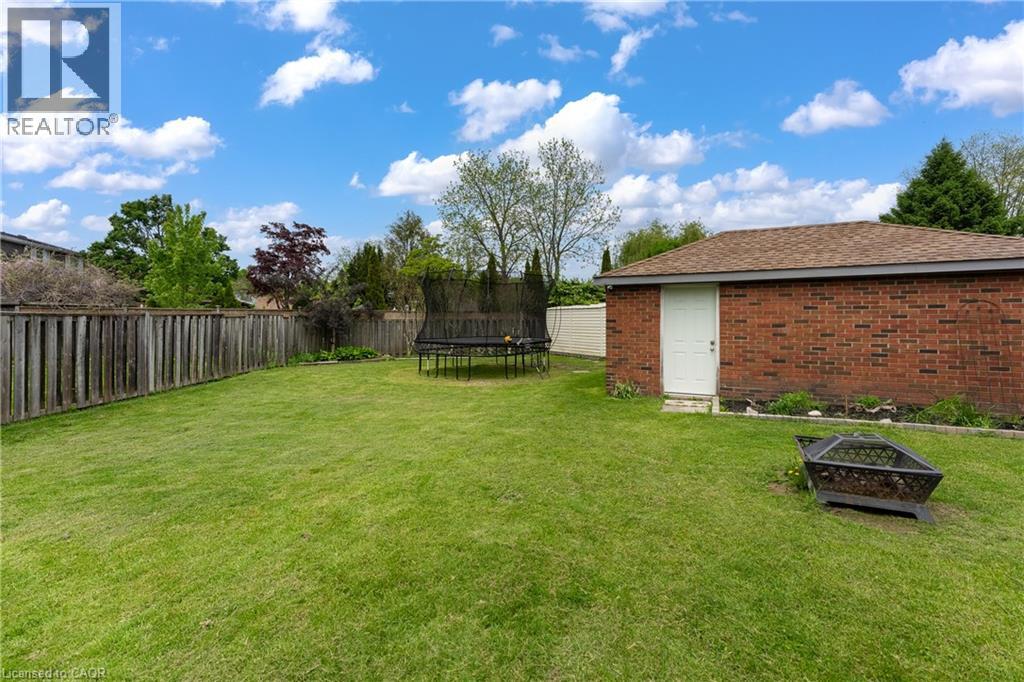 6396 LAURA Crescent - 35