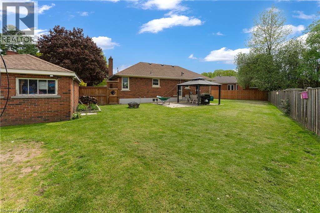 6396 LAURA Crescent - 37